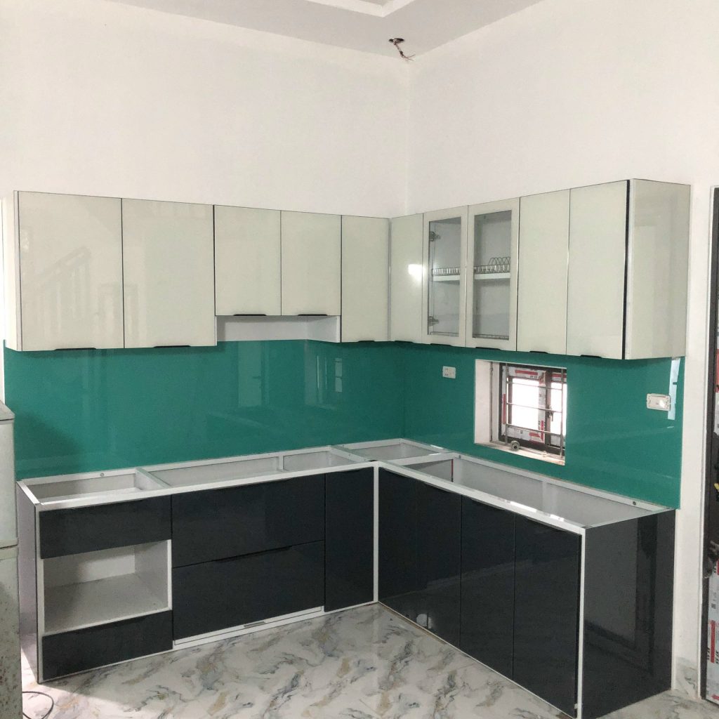 Tủ nhôm 2P cánh kính