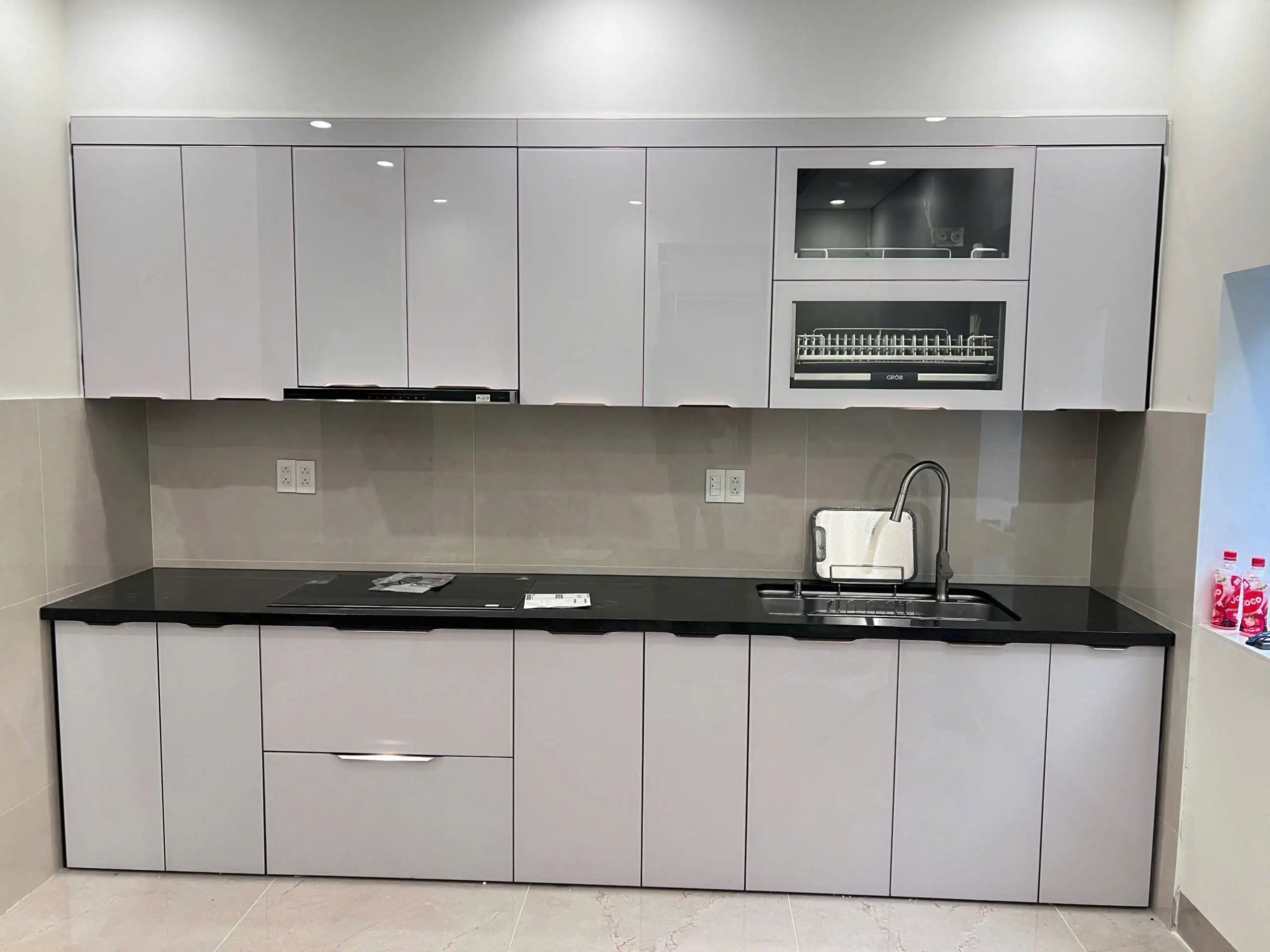 Tủ inox hàn khung